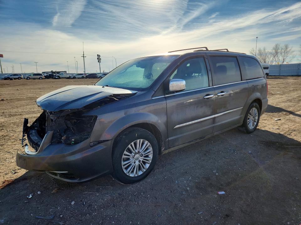 2015 Chrysler Town & Country Touring l