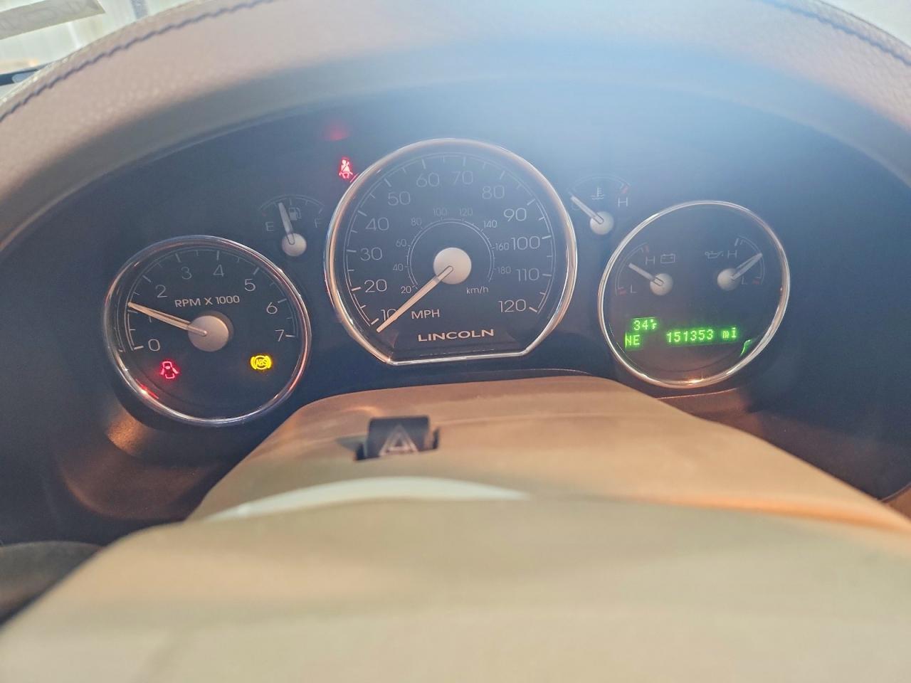 2006 Lincoln Townhouse Mark LT