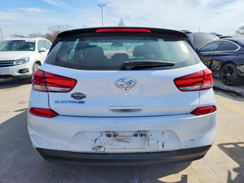 2020 Hyundai Elantra gt
