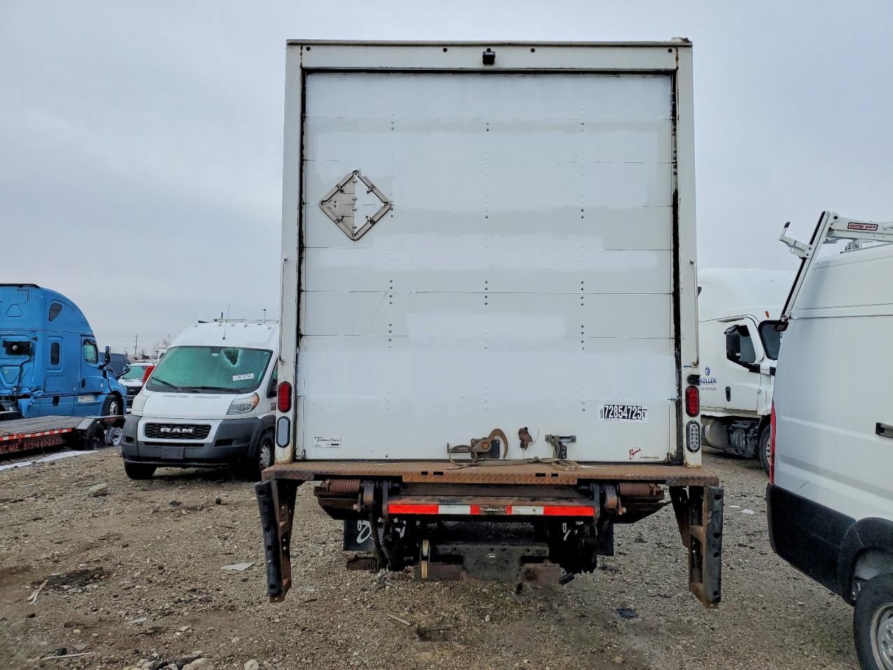 2016 Freightliner Business Class M2 box Truck