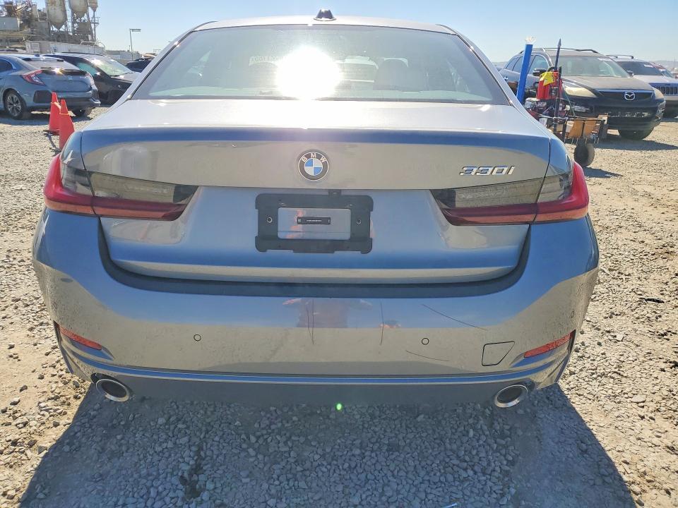 2025 BMW 330i