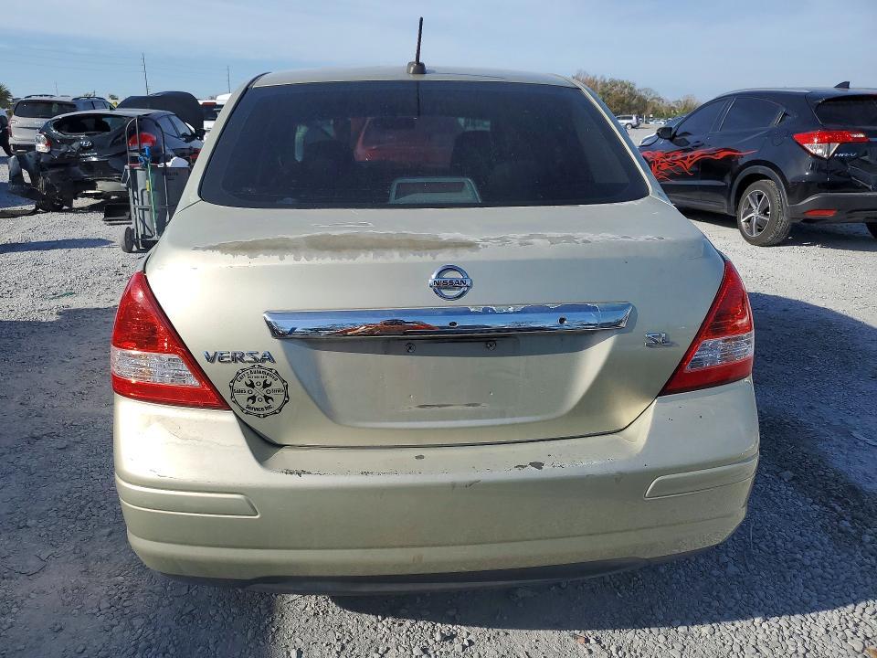 2008 Nissan Versa s