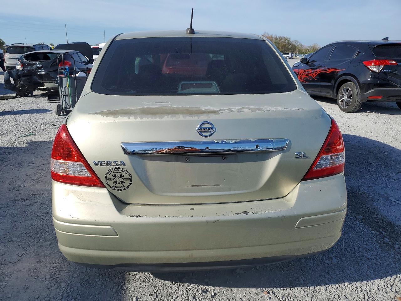 2008 Nissan Versa s