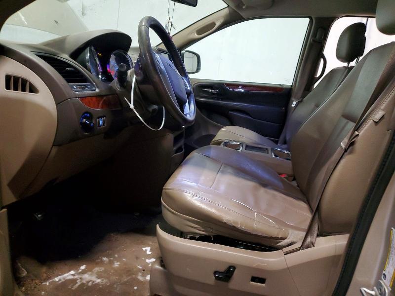 2013 Chrysler Town & Country Touring