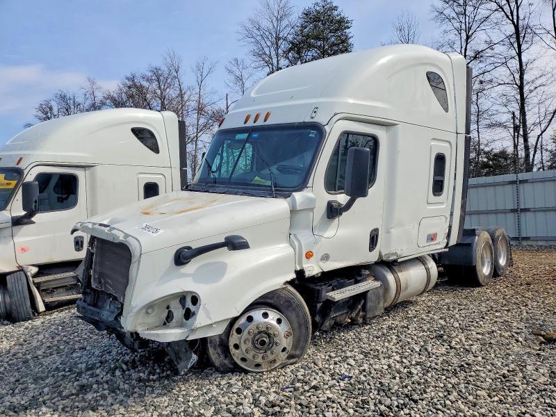 2016 Freightliner Cascadia 125