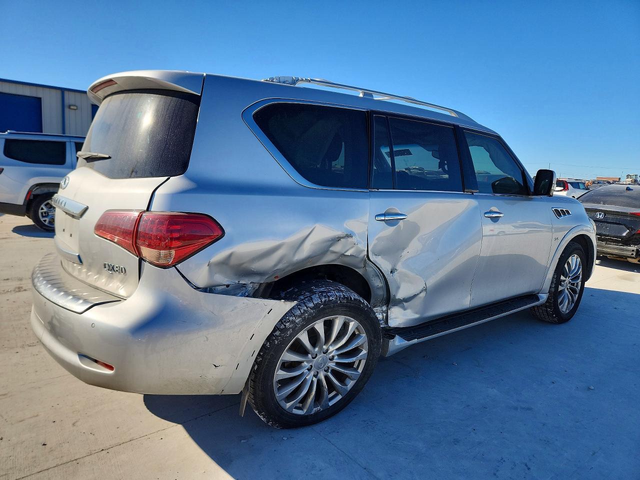 2015 Infiniti Qx80