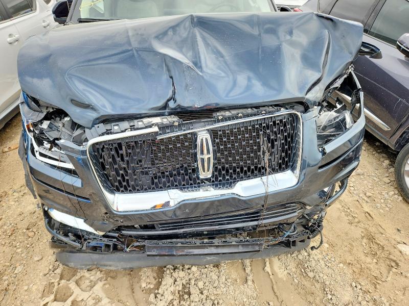 2021 Lincoln Navigator Black Label