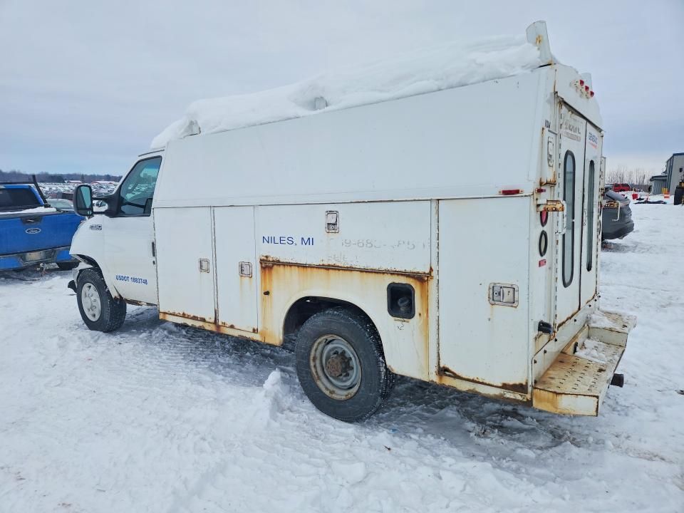2005 Ford E350 Utility / Service Truck