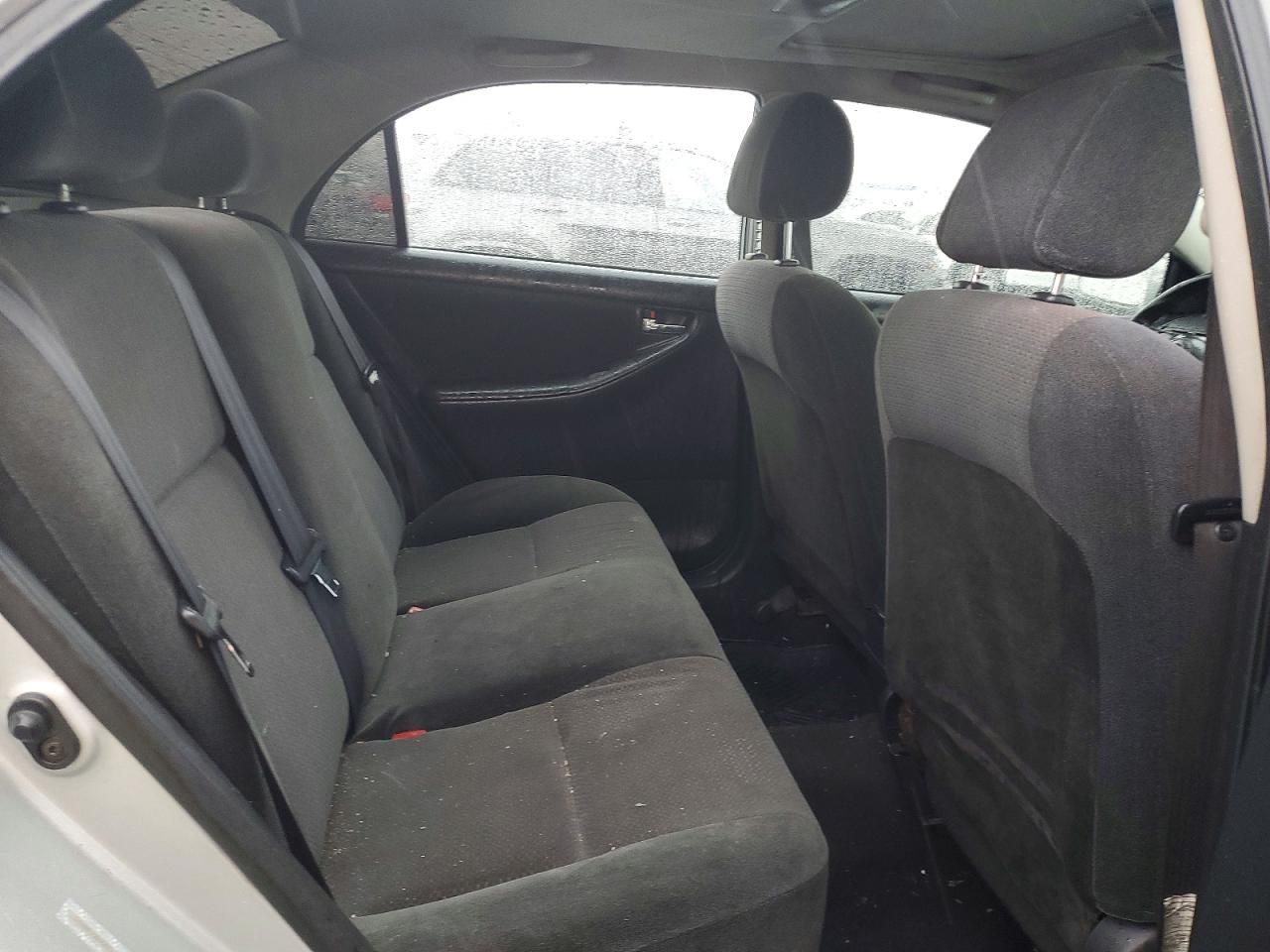 2004 Toyota Corolla ce