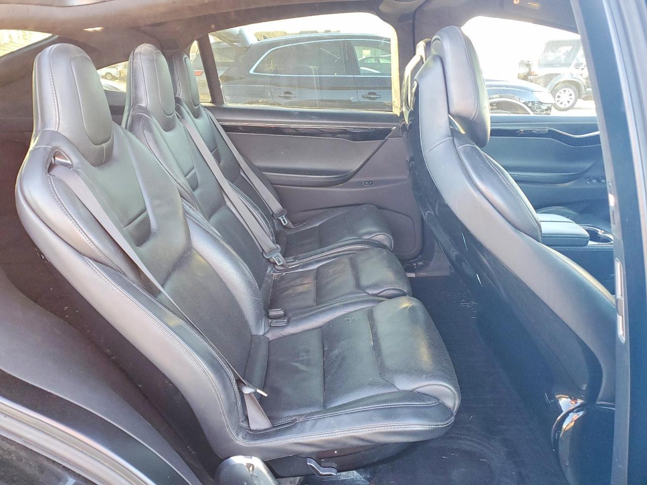 2016 Tesla Model x