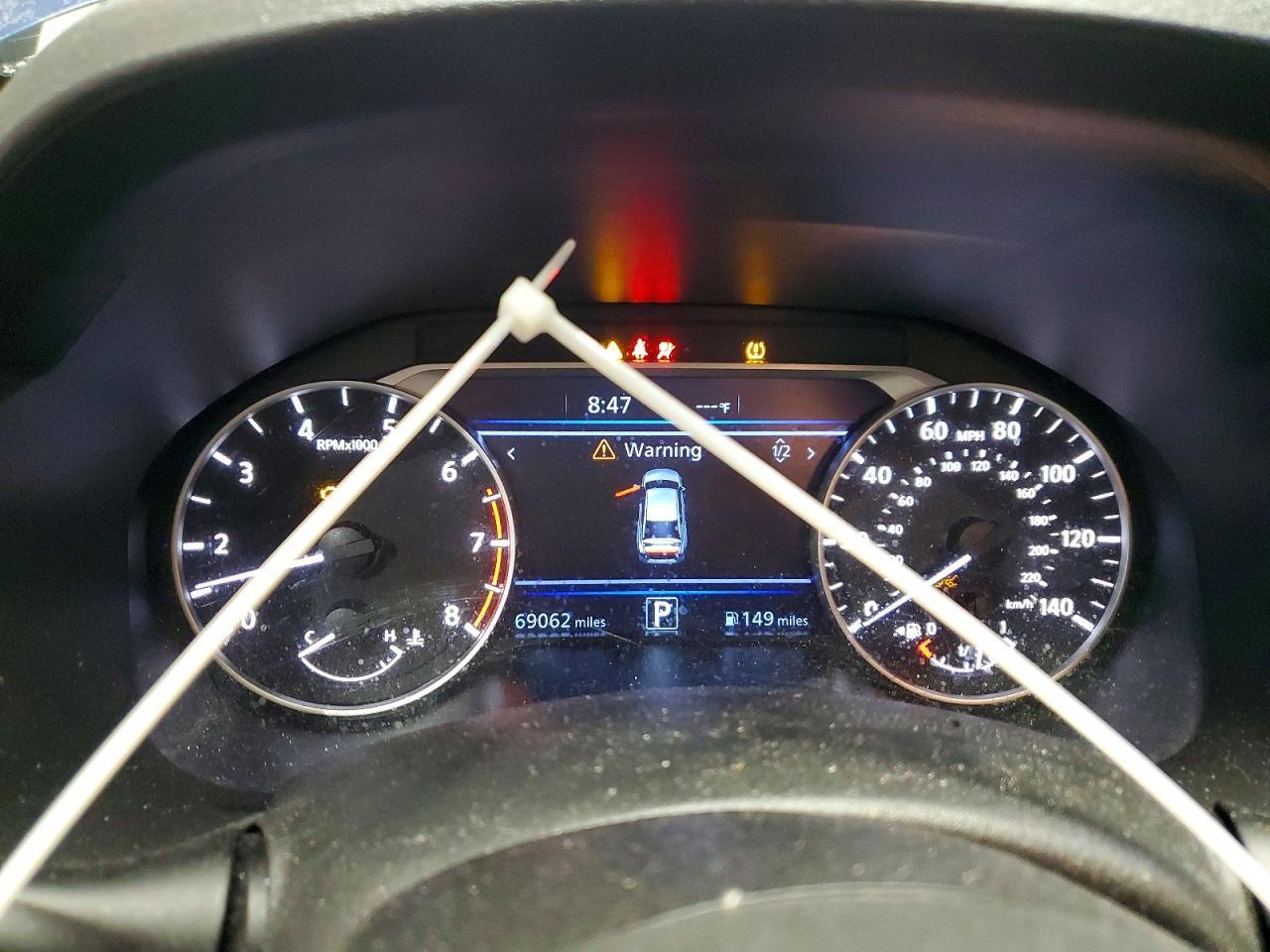 2020 Niss Altima s