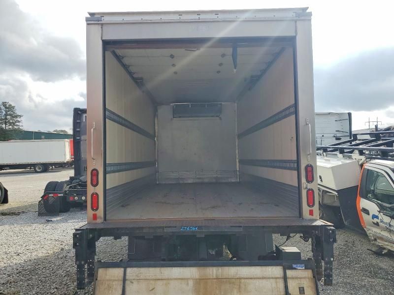 2019 Isuzu NRR Refrigerated BOX Truck