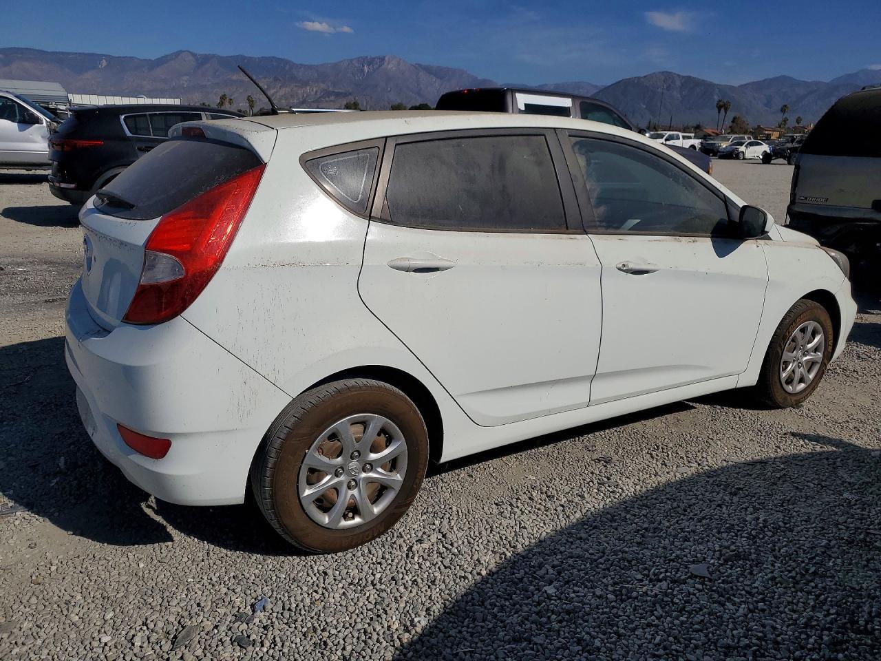 2012 Hyundai Accent gls