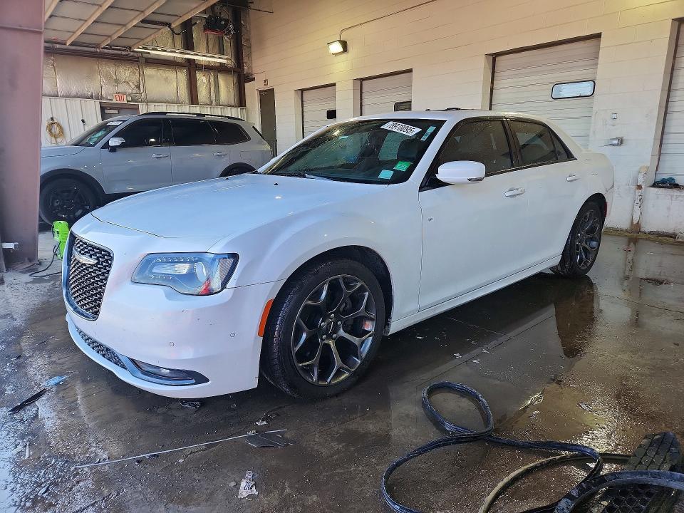 2015 Chrysler 300 s