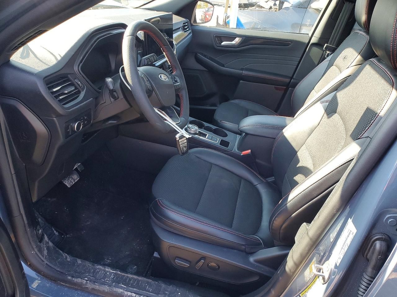 2025 Ford Escape st Line