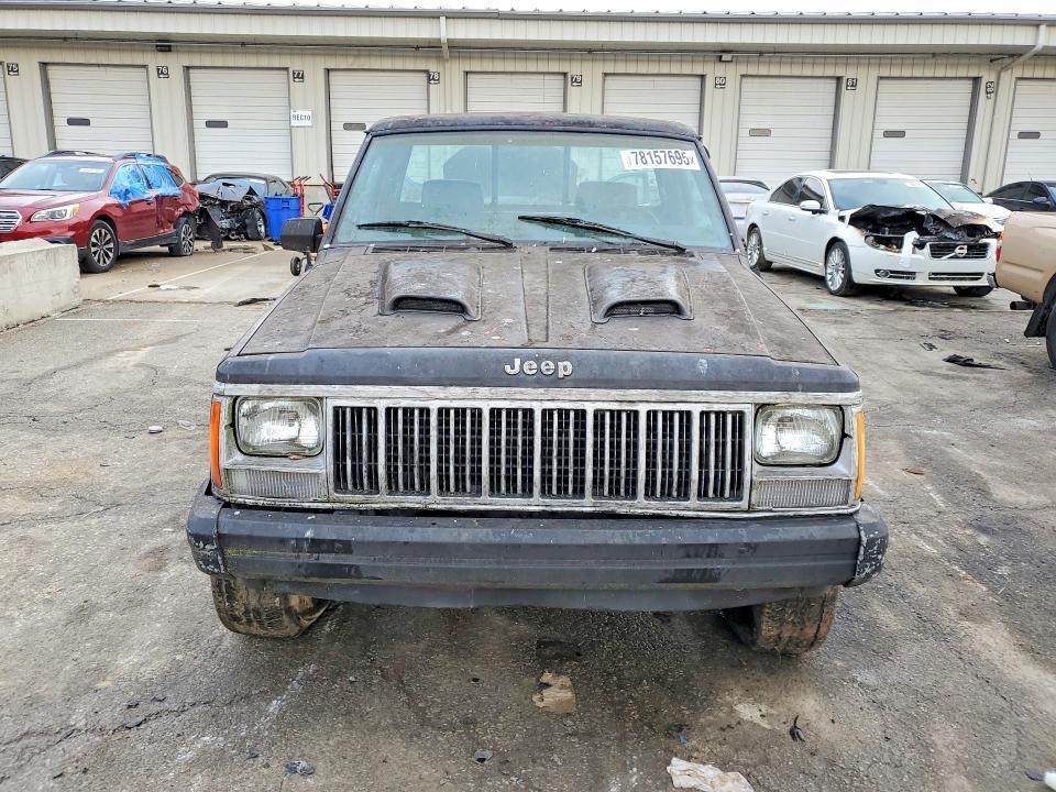 1990 Jeep Comanche Pioneer