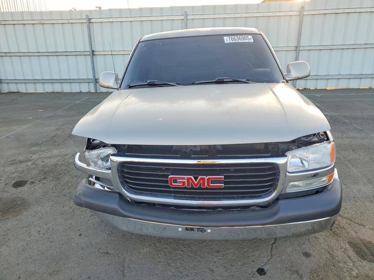 2002 GMC New Sierra C1500