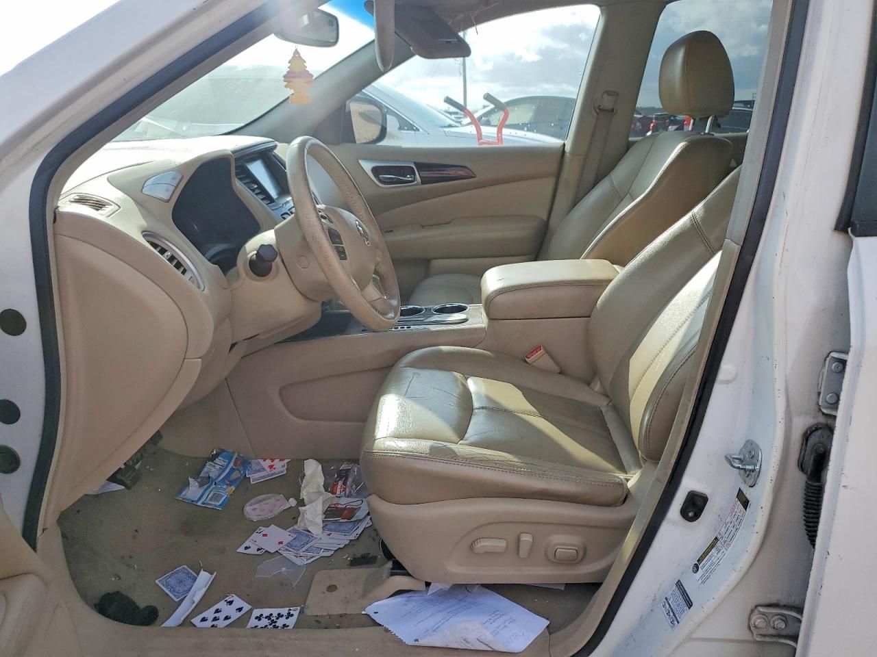 2013 Nissan Pathfinder s