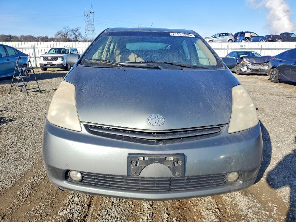 2004 Toyota Prius Base