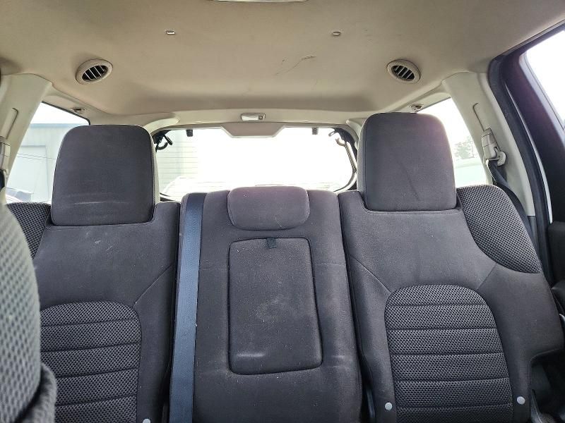 2012 Nissan Pathfinder s