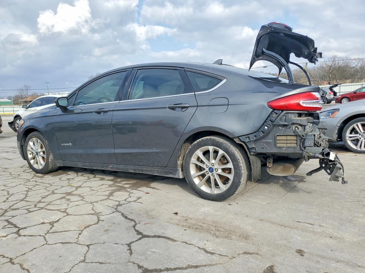 2019 Ford Fusion se