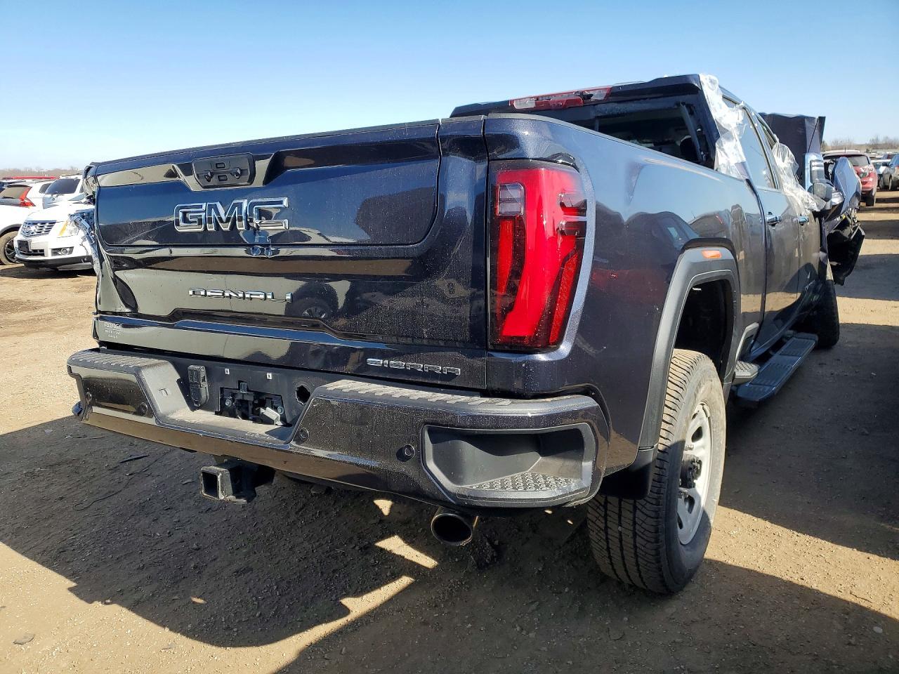2024 GMC Sierra K2500 Denali