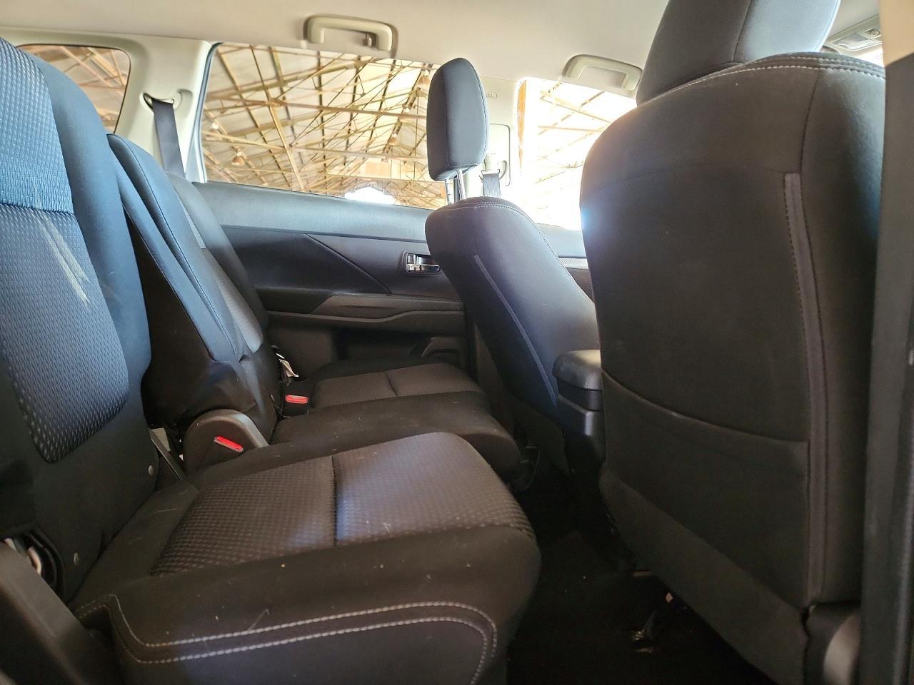 2018 Mitsubishi Outlander se