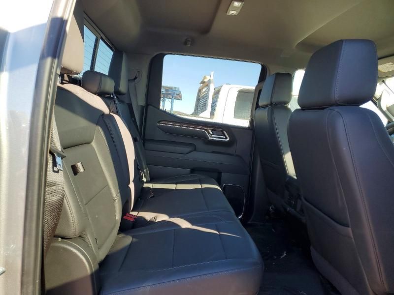 2025 Chevrolet Silverado K1500 lt