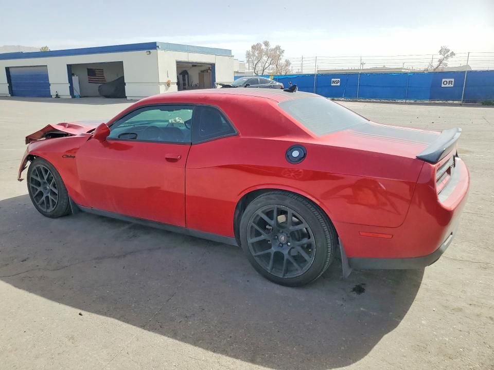 2015 Dodge Challenger sxt Plus