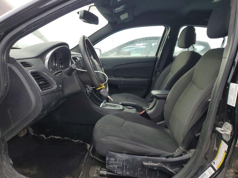 2013 Chrysler 200 lx