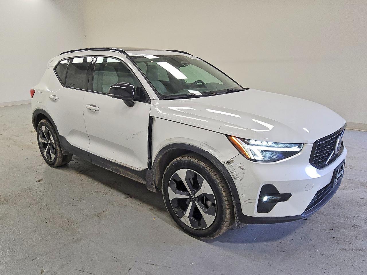 2023 Volvo Xc40 Ultimate