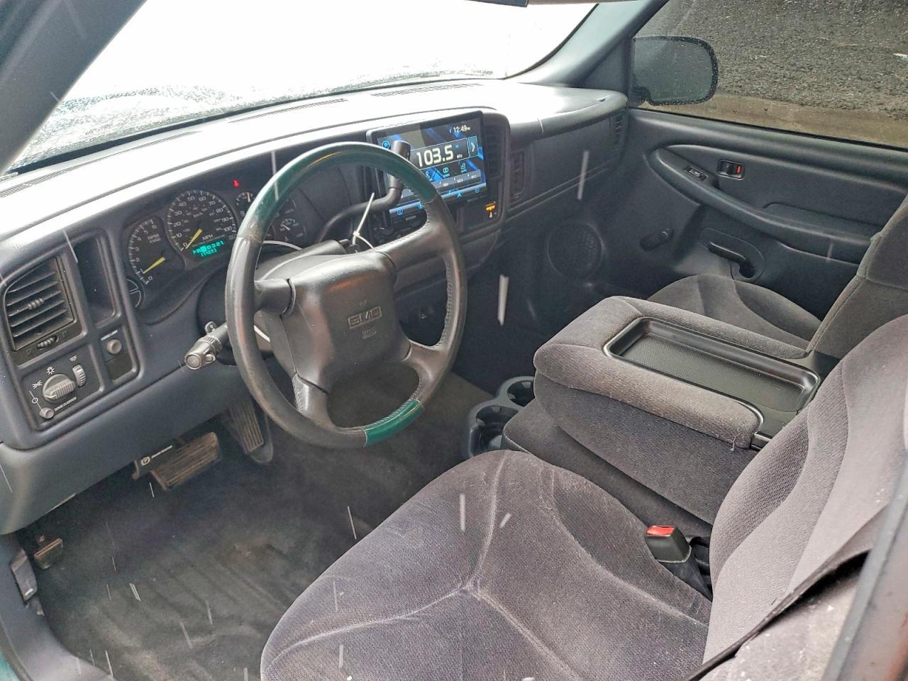 2001 GMC New Sierra C1500