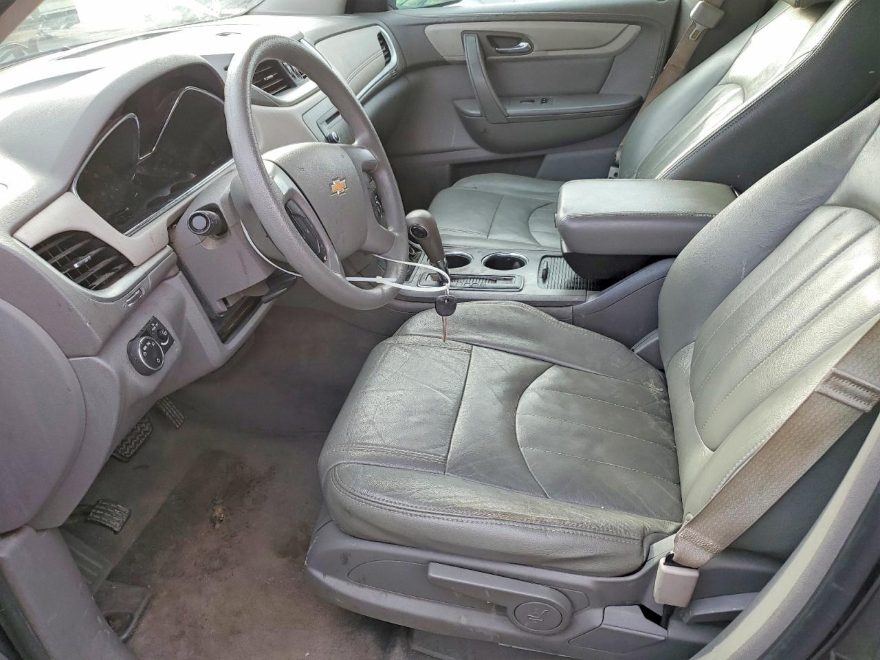 2017 Chevrolet Traverse ls