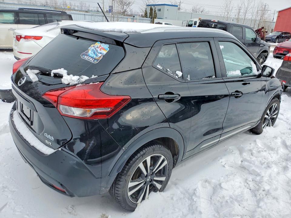 2019 Nissan Kicks s