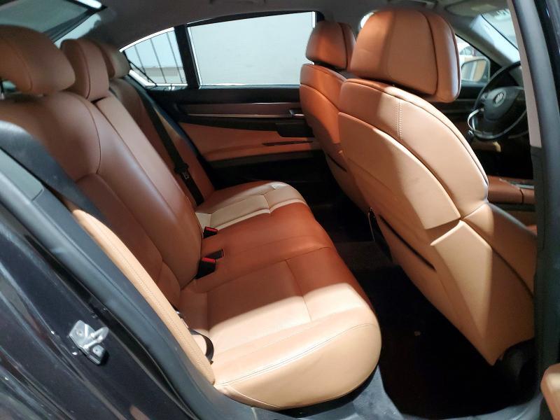 2011 BMW 750 xi