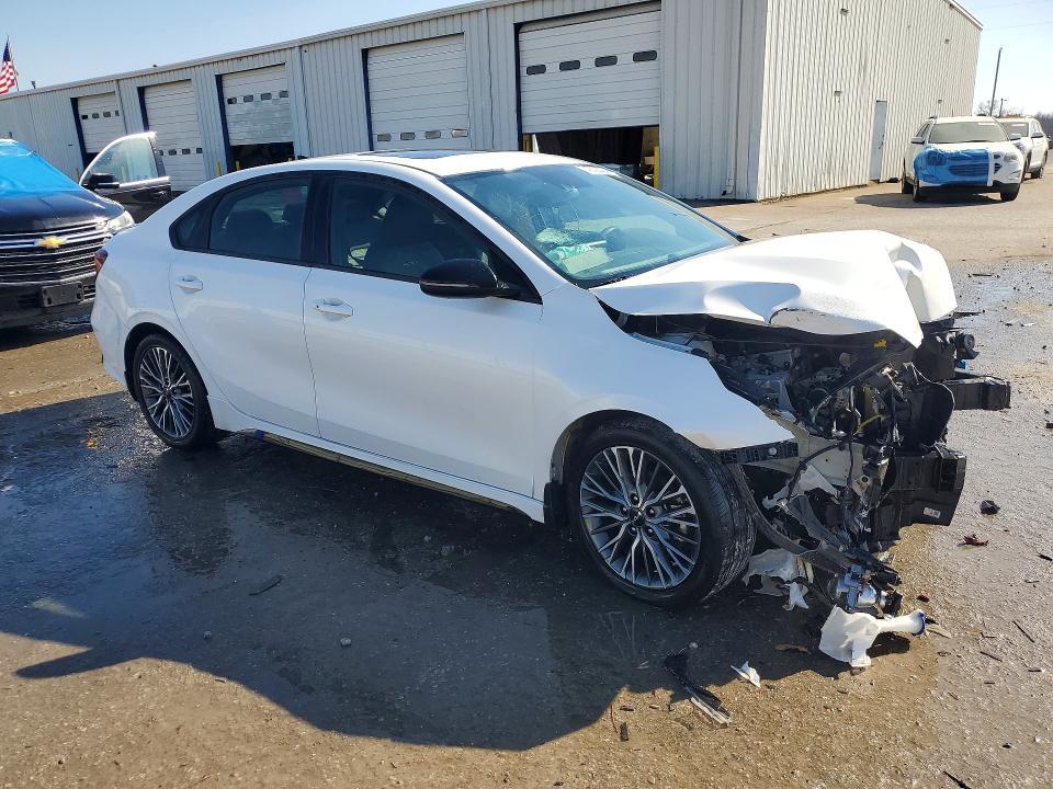 2024 KIA Forte gt Line