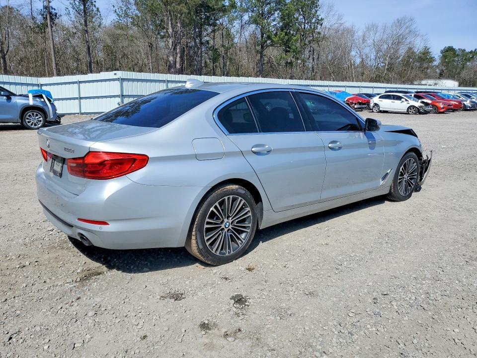 2019 BMW 530 i