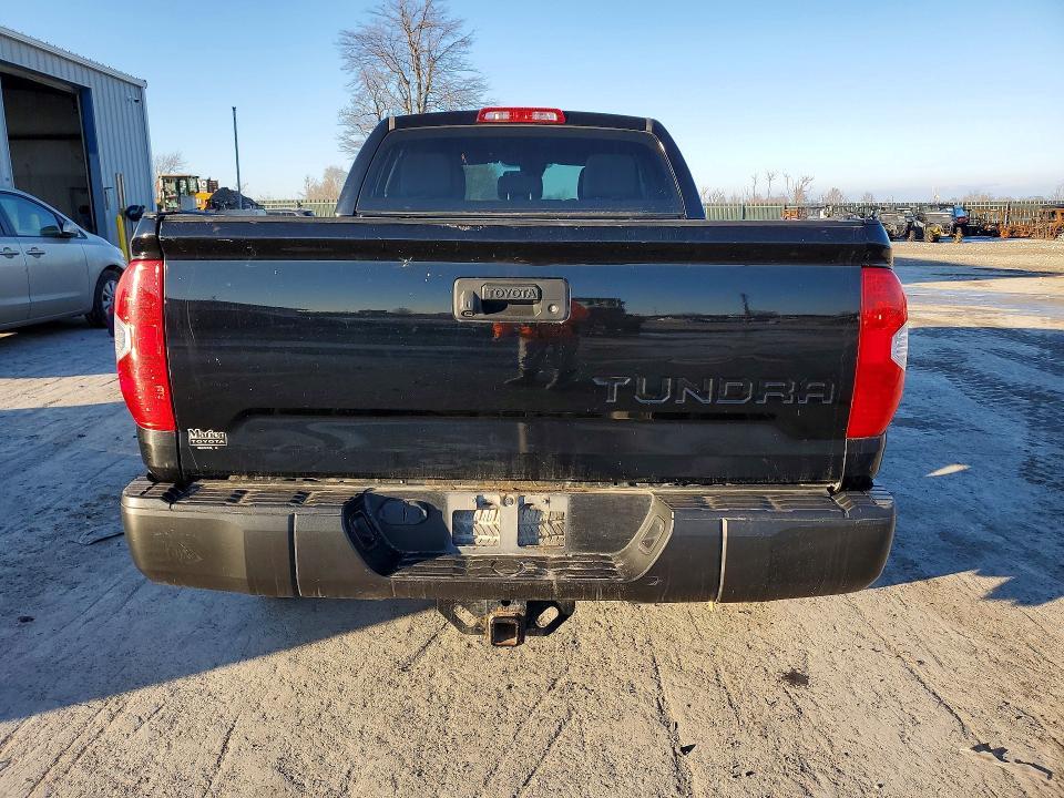 2018 Toyota Tundra Double cab sr