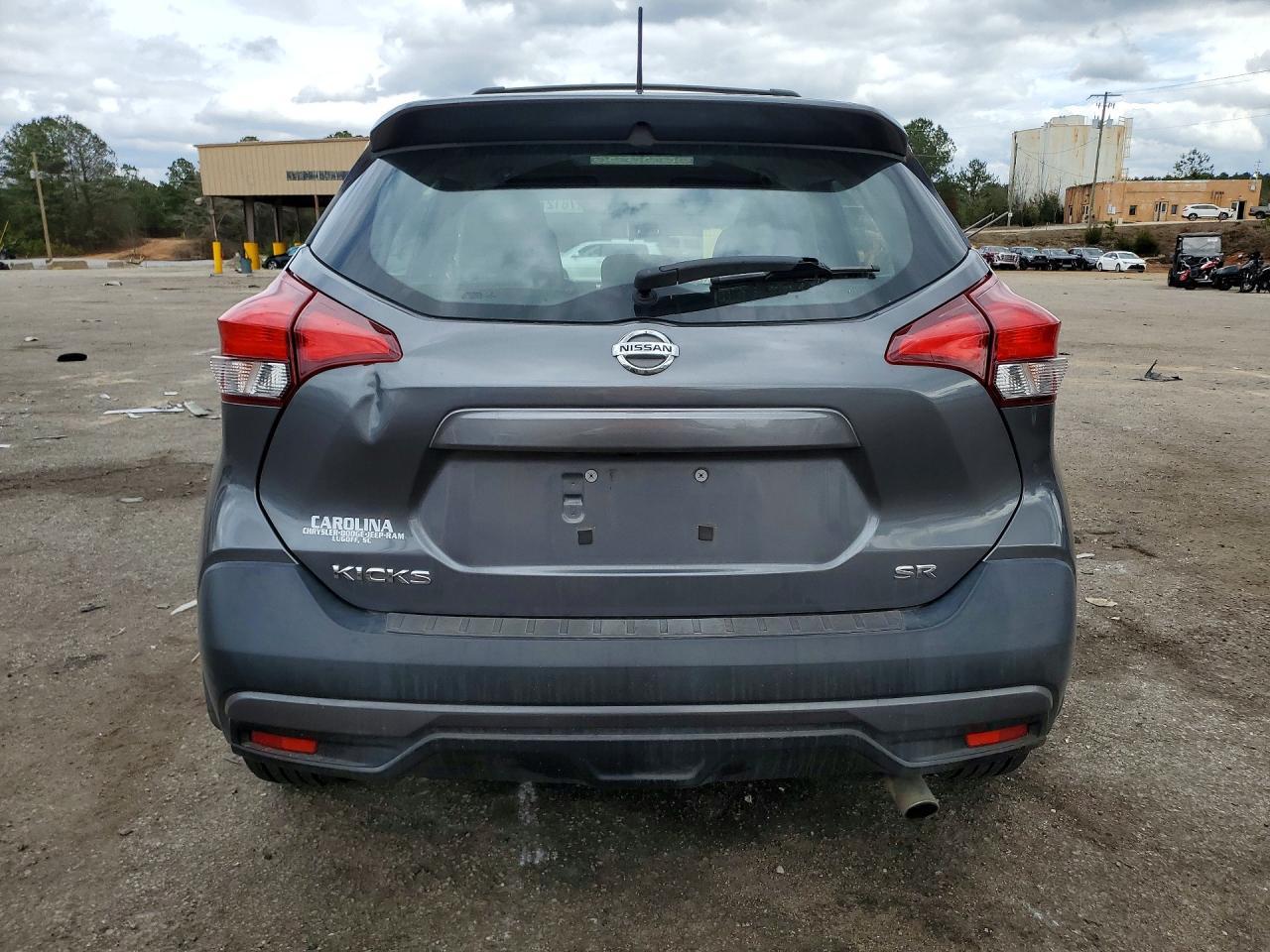 2019 Nissan Kicks s