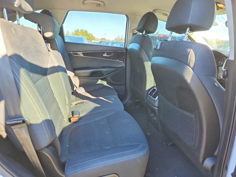 2018 KIA Sorento lx