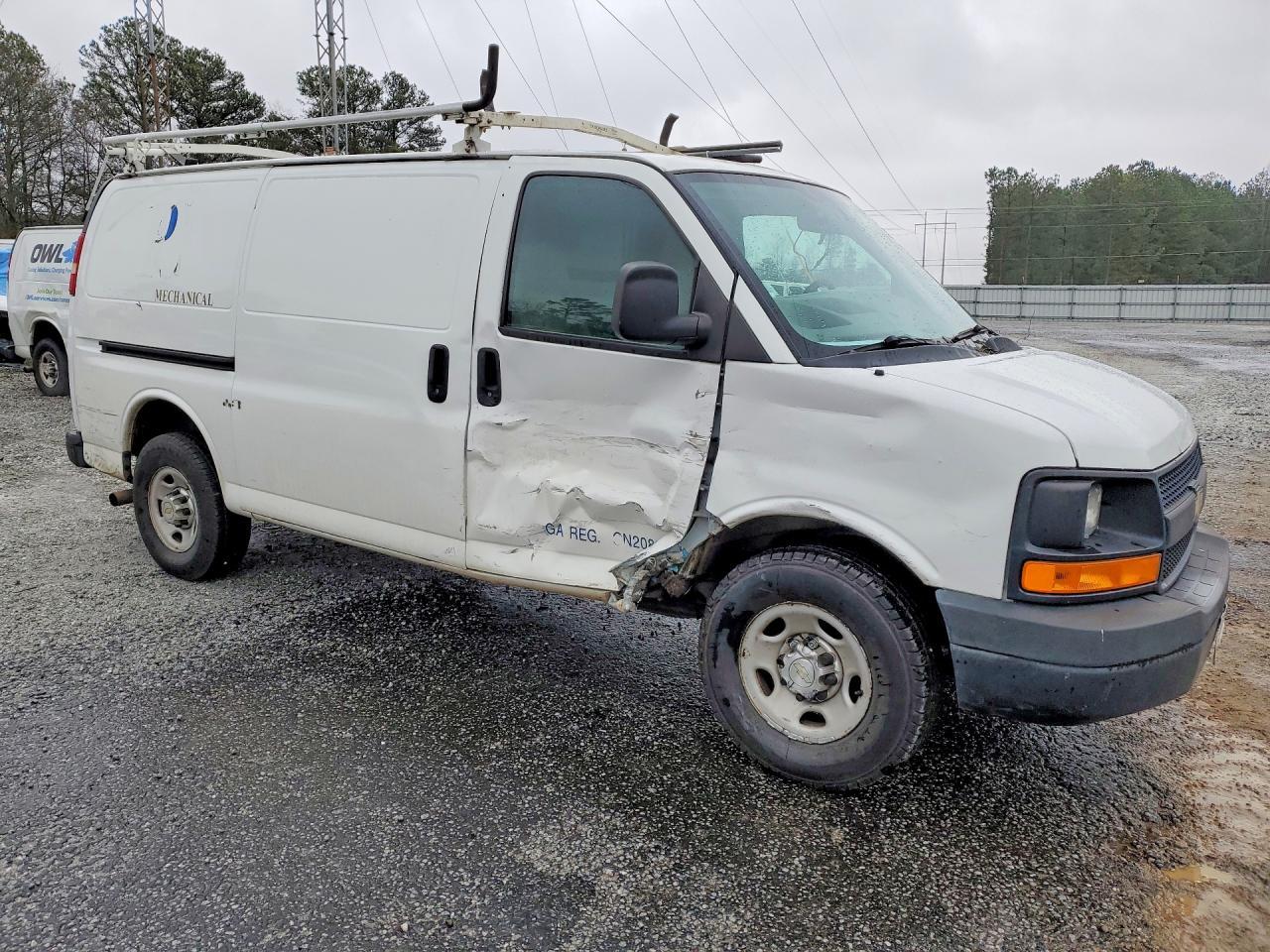 2011 Chev Rolet Express 2500 Utility / Service Van