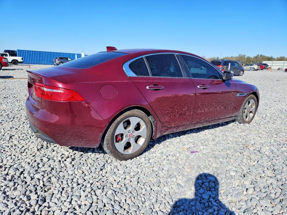 2017 Jaguar XE