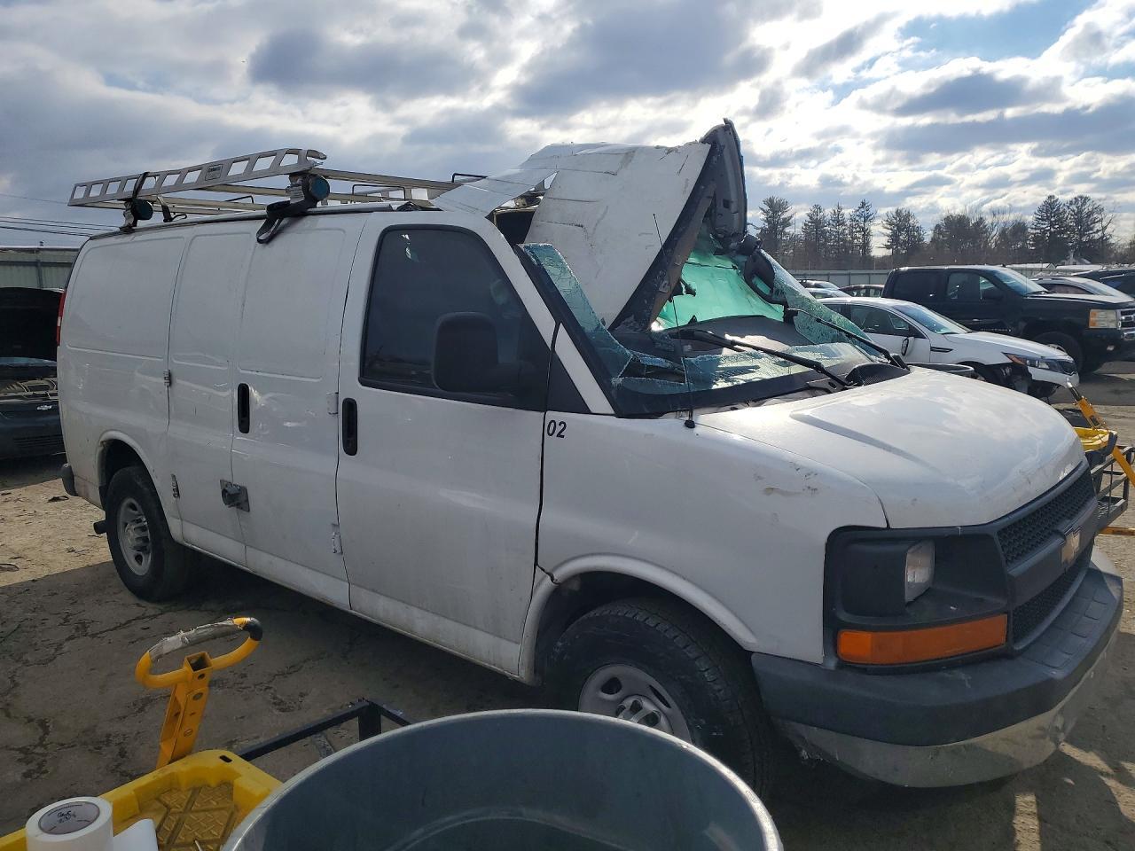2017 Chevrolet Express 2500 Cargo Utility / Service Van
