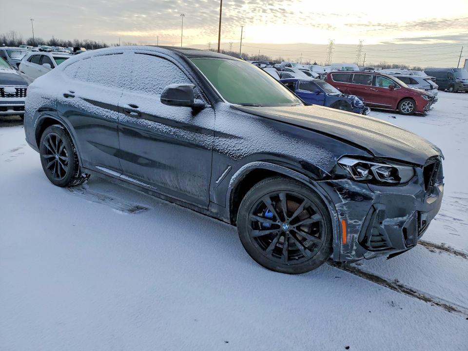 2022 BMW X4 M40i