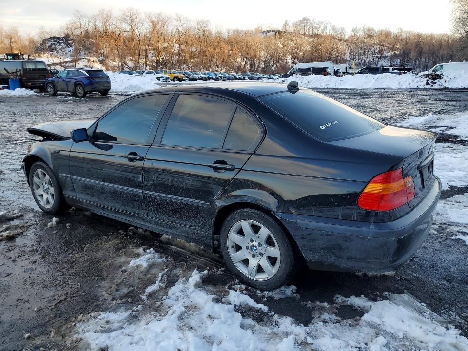 2005 BMW 325 xi