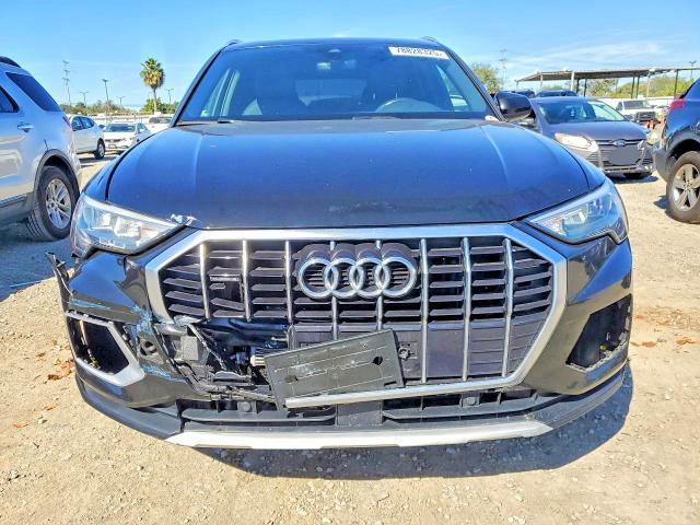 2021 Audi Q3 Premium 40
