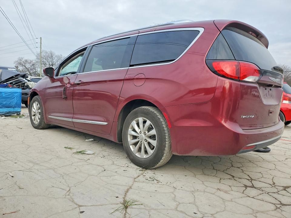 2018 Chrysler Pacifica Touring l