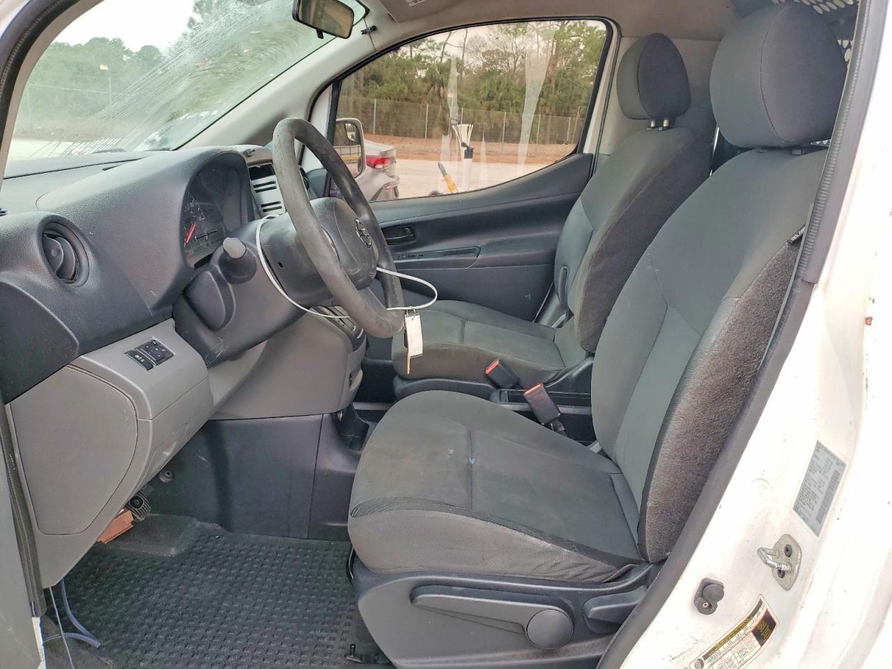 2015 Nissan NV200 Delivery Van