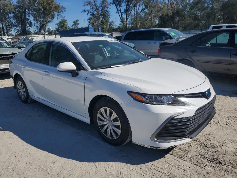 2023 Toyota Camry le