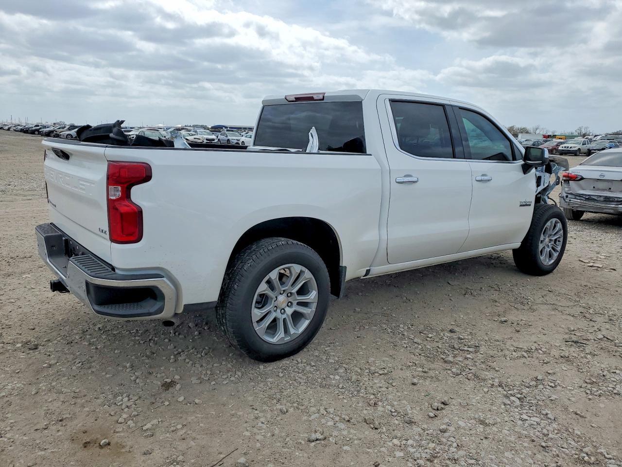 2026 Chevrolet Silverado C1500 LTZ